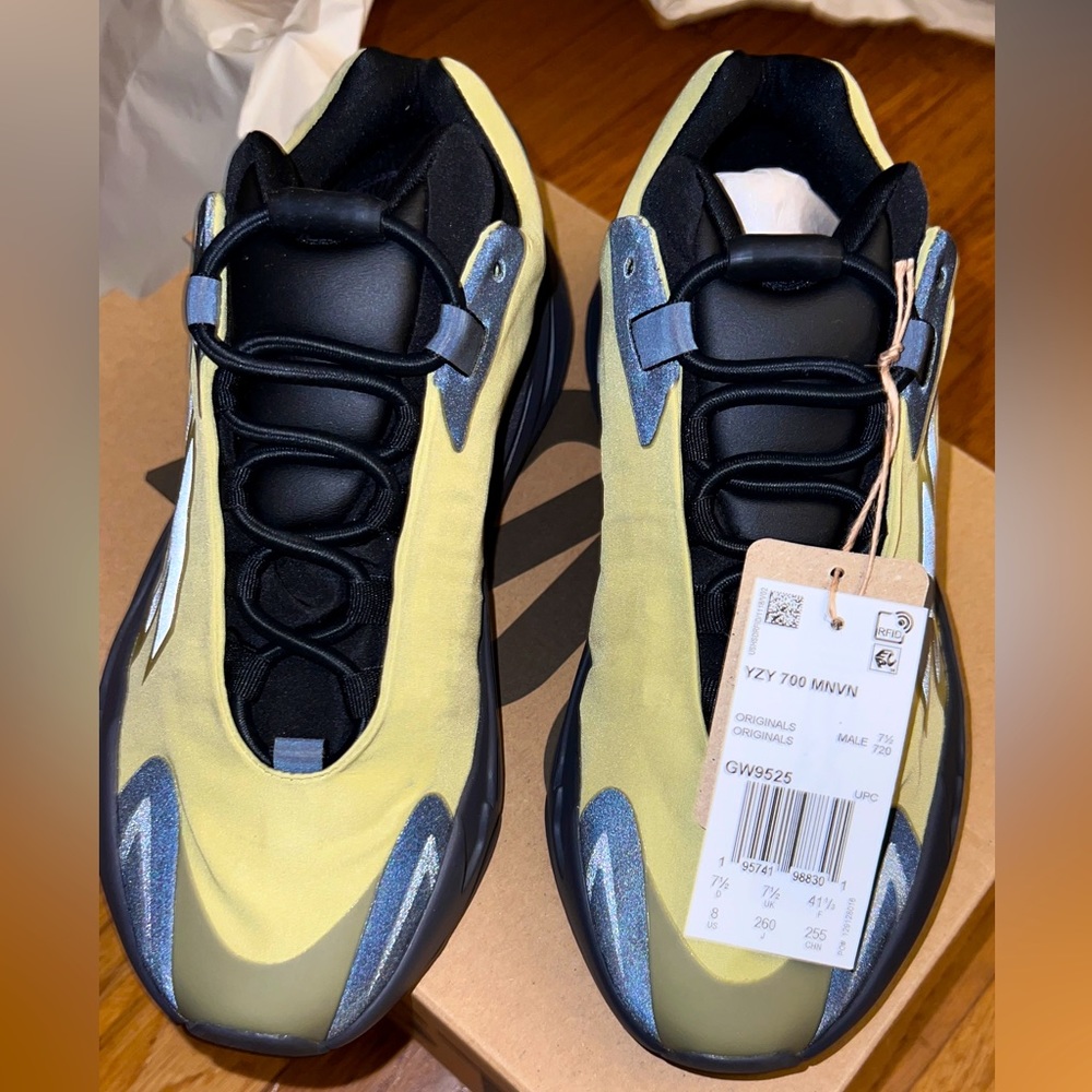 Size 8 - adidas Yeezy Boost 700 MNVN Resin